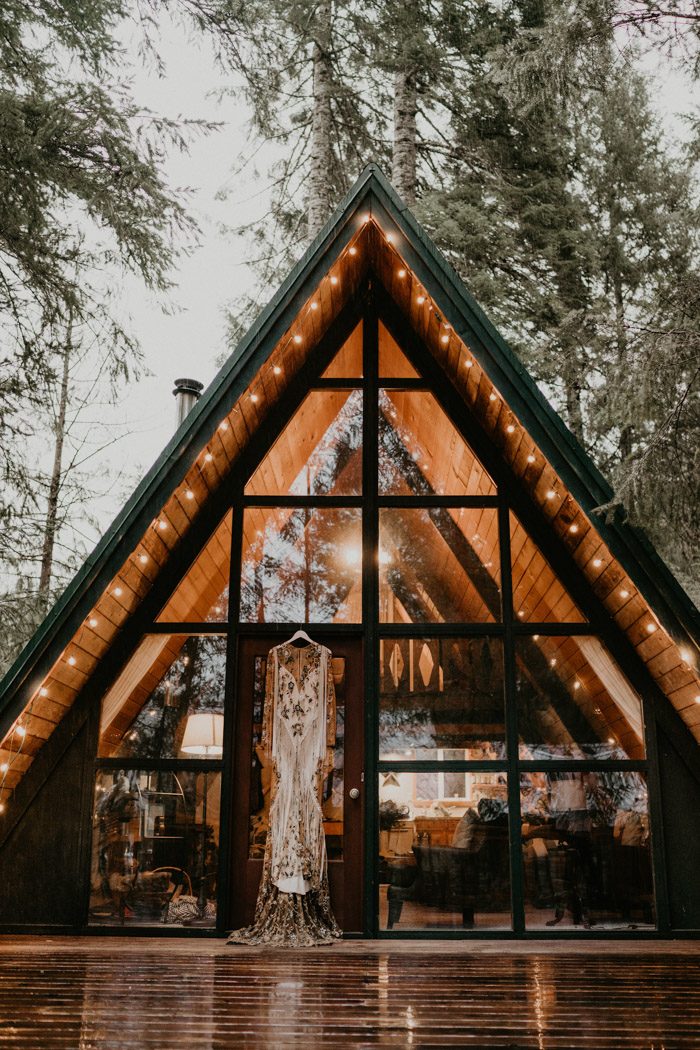 This A Frame Cabin Elopement Inspiration Is The Epitome Of The Pnw