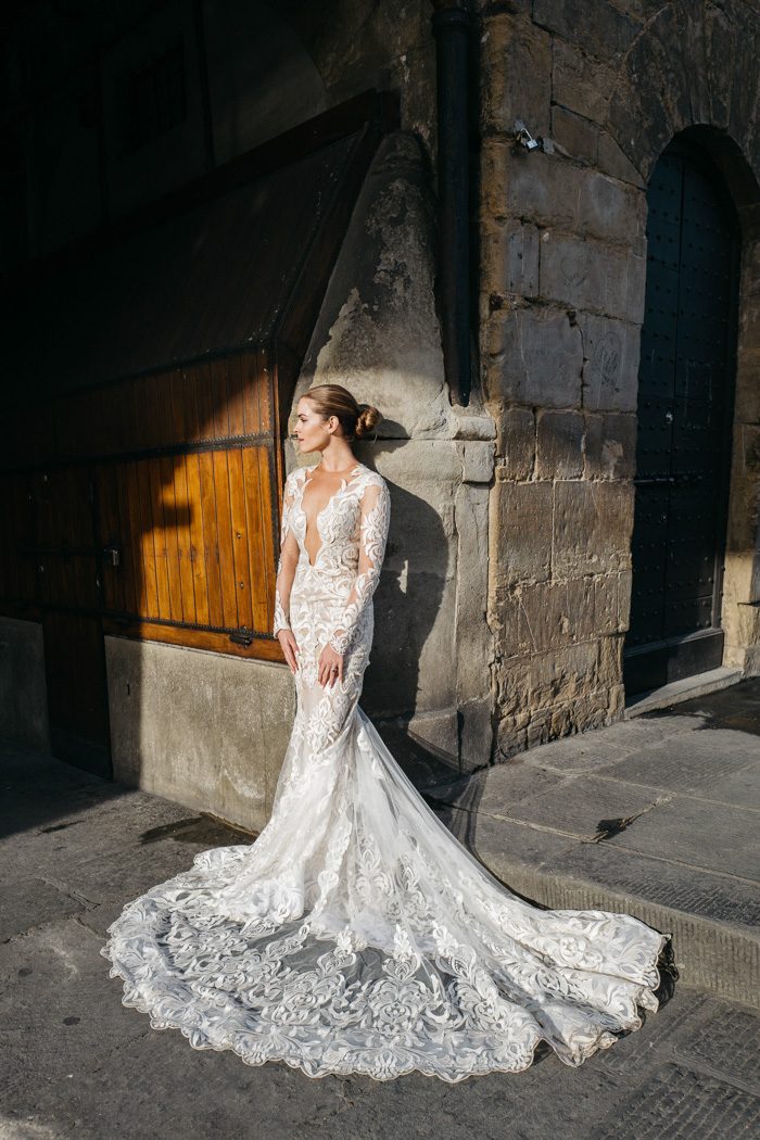 Breathtaking Florence Destination Wedding at Villa Gamberaia | Junebug ...