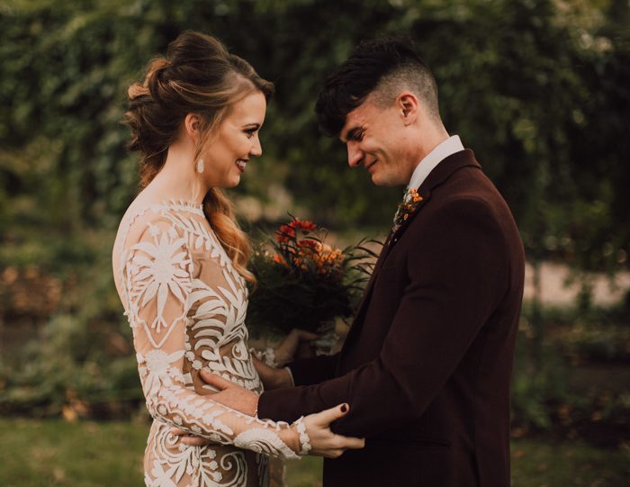 Earthy Boho Riverwood Mansion Wedding in Nashville, TN | Junebug Weddings