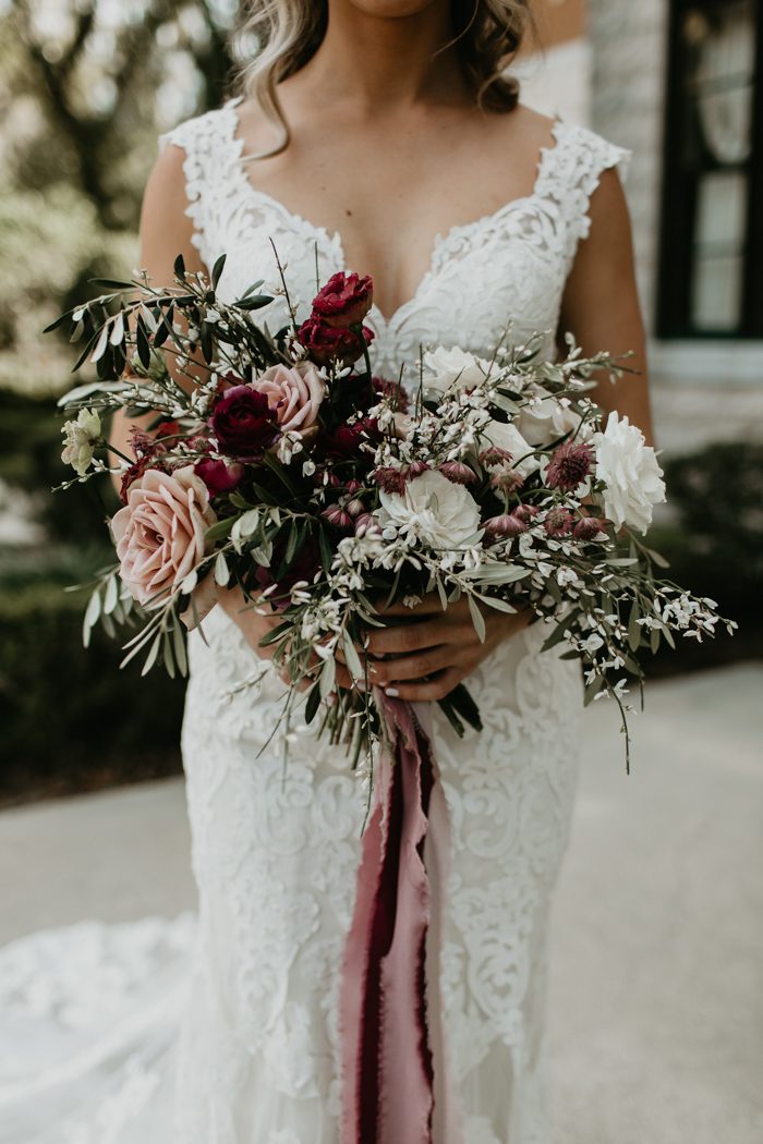 Romantic Jacksonville Wedding at the Tuscan River Estate 