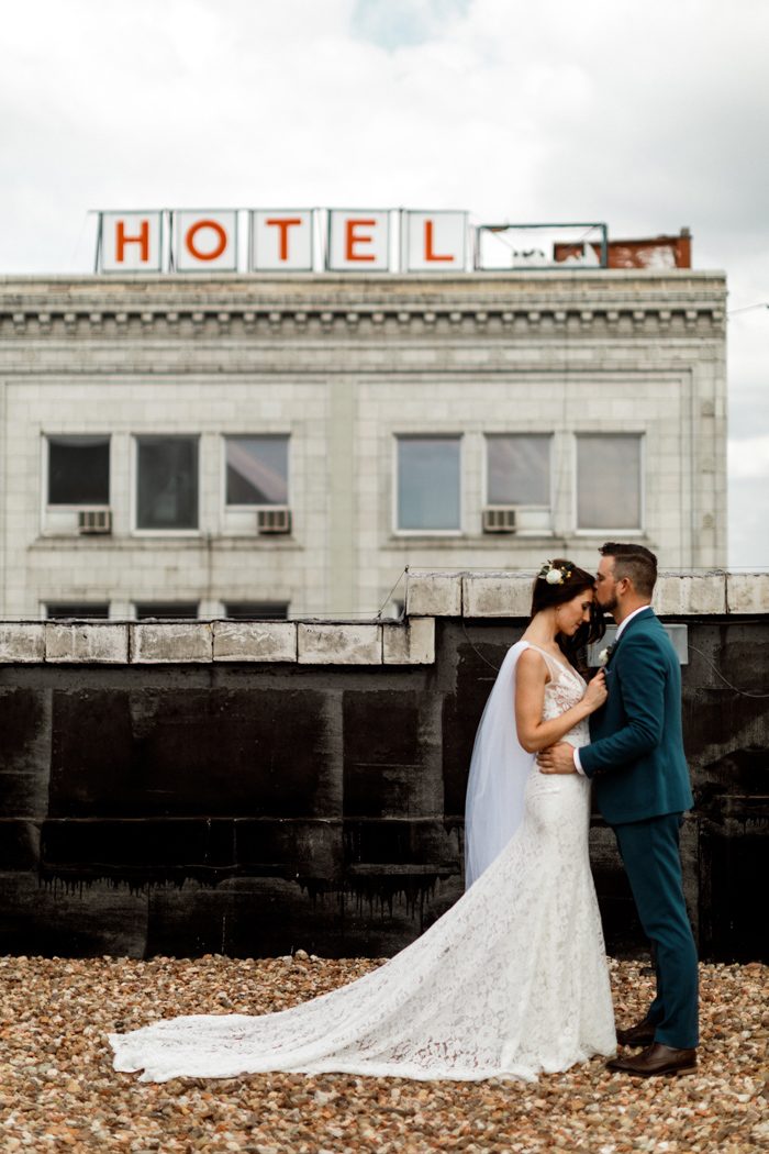 This Kansas City Wedding At Californos Is Modern Diy Magic Junebug