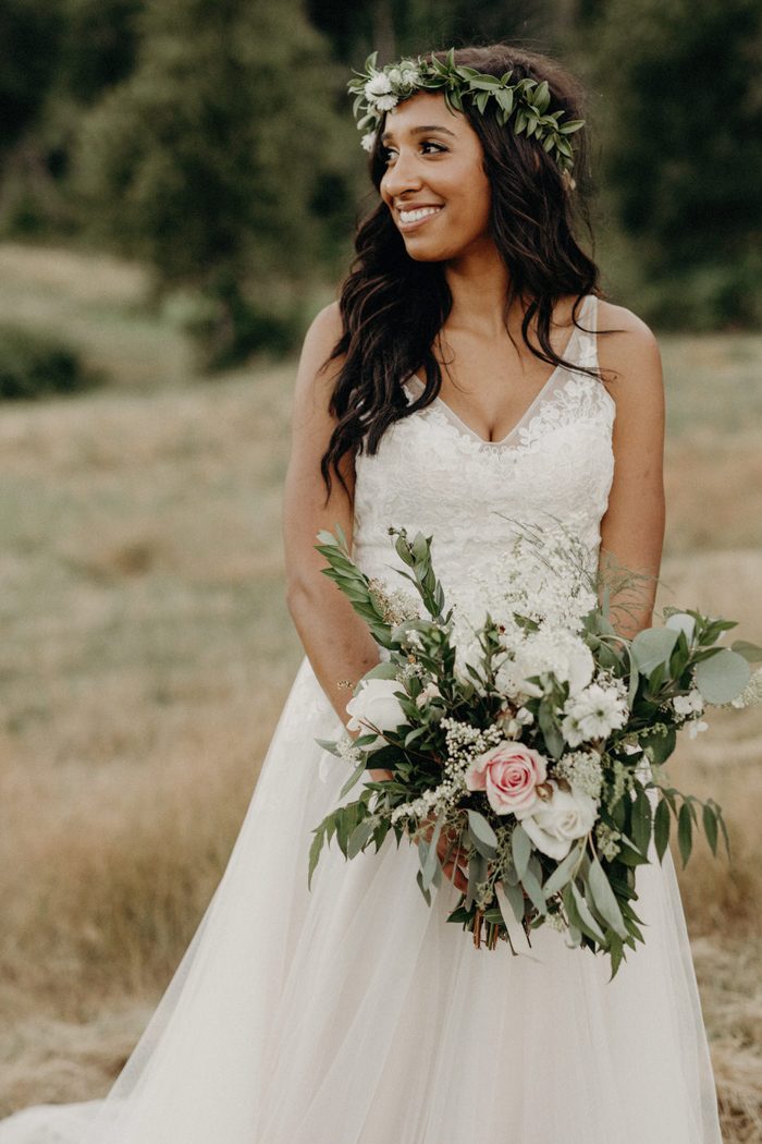 This Red Barn Farm Wedding is Full of Fresh Spring Goodness | Junebug ...