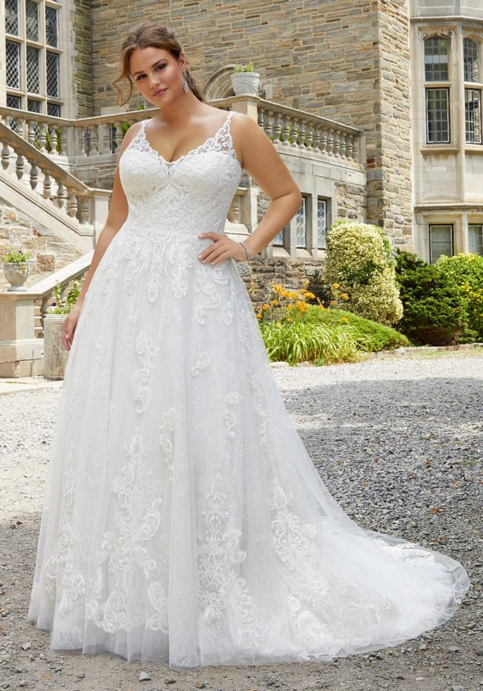 wedding gowns for plus size 2018