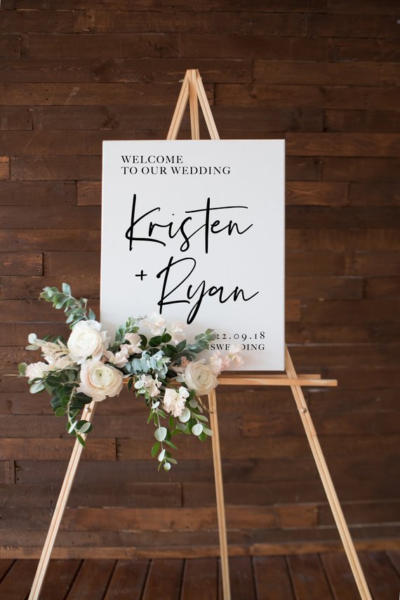 37 Etsy Wedding Welcome Signs That Will Help You Greet Your Guests