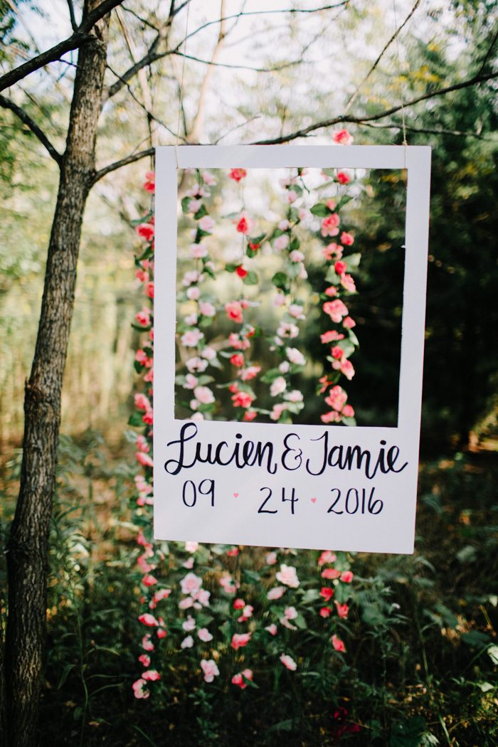 7 Tips For Creating A Seriously Fun Diy Photo Booth Junebug Weddings