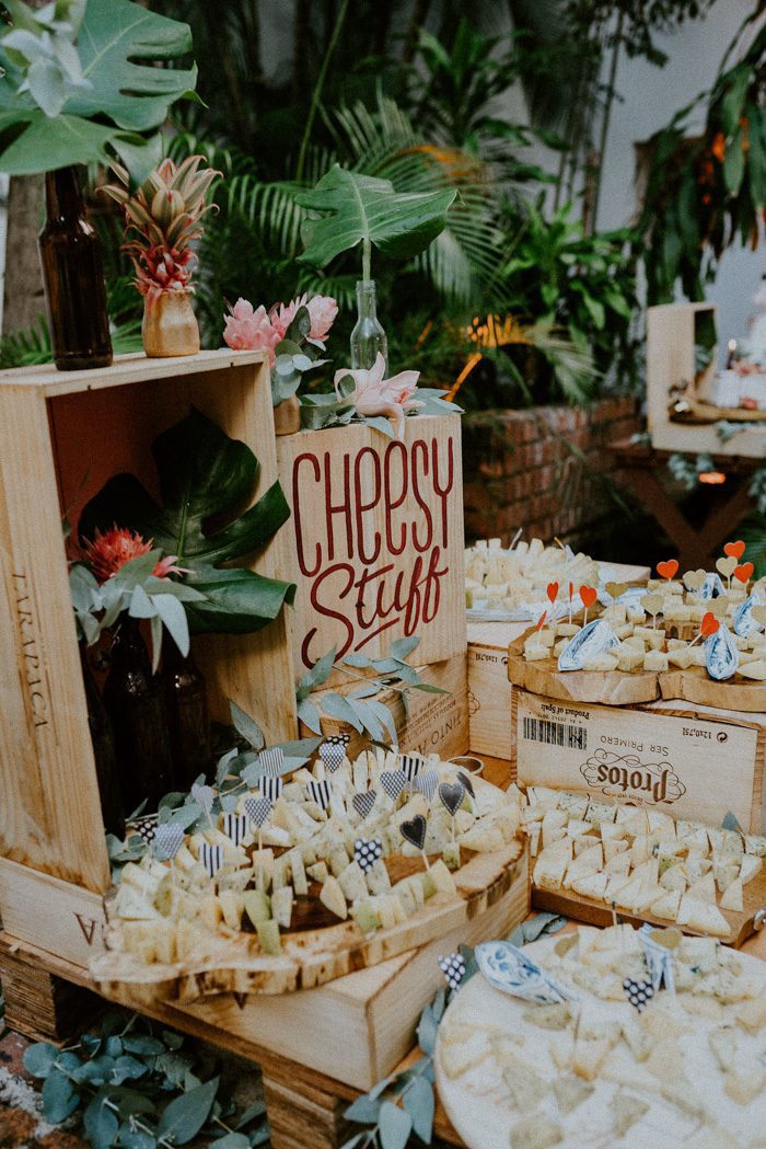 13 Fun Summer Rehearsal Dinner Ideas To Kick Off Your Wedding Weekend Junebug Weddings