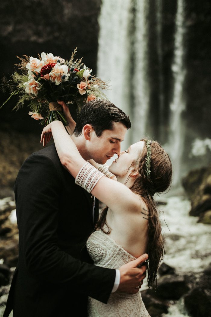 This Mt Hood Elopement is Quintessentially PNW with a Waterfall