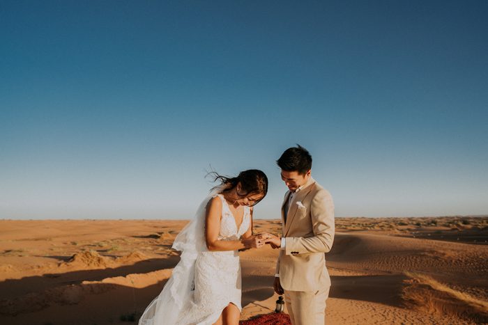 This Breathtaking Sahara Desert Elopement is Wanderlust Goals | Junebug ...