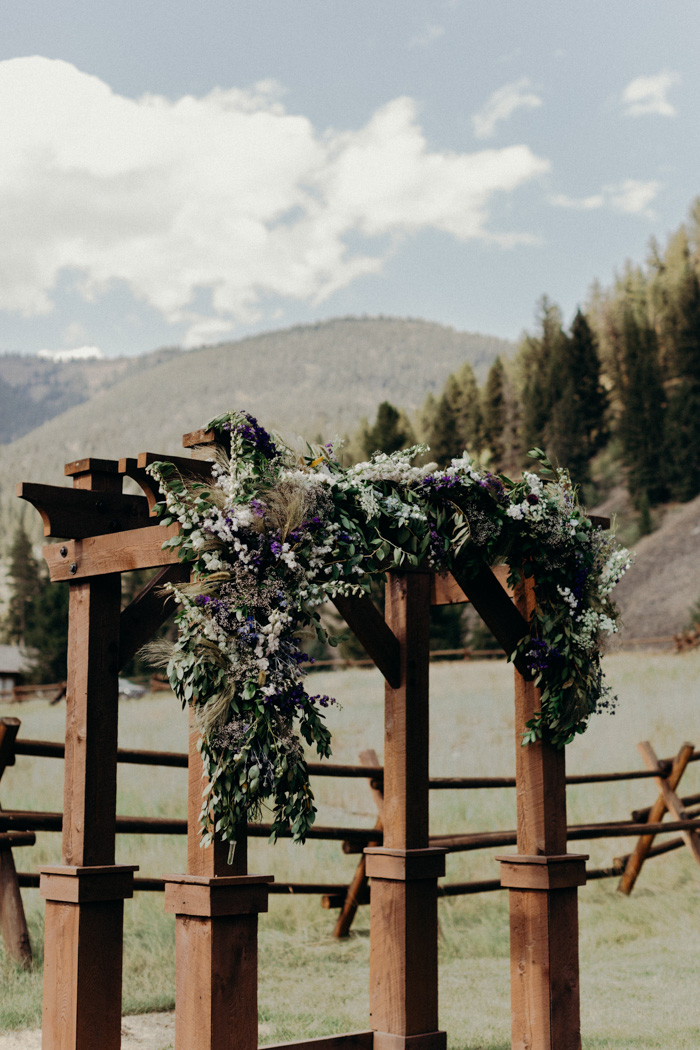 We Can't Get Over the Epic Views and Neutral Hues in This 320 Guest ...