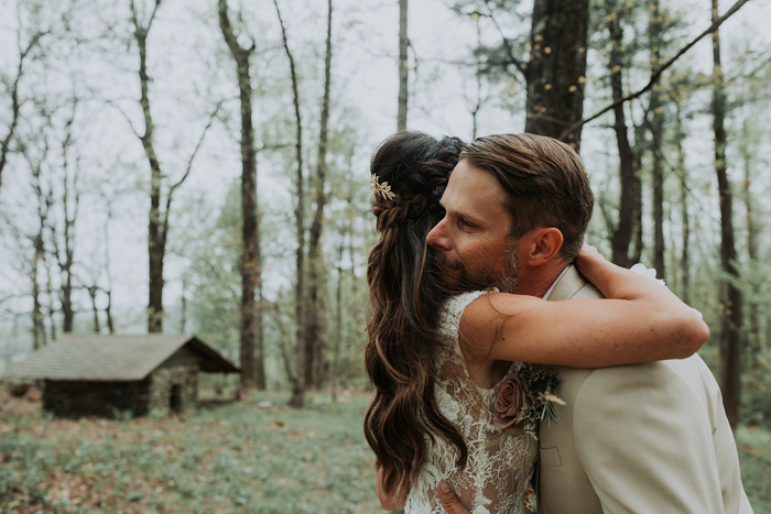 Woodsy Bohemian North Carolina Wedding at The Cabin Ridge | Junebug ...