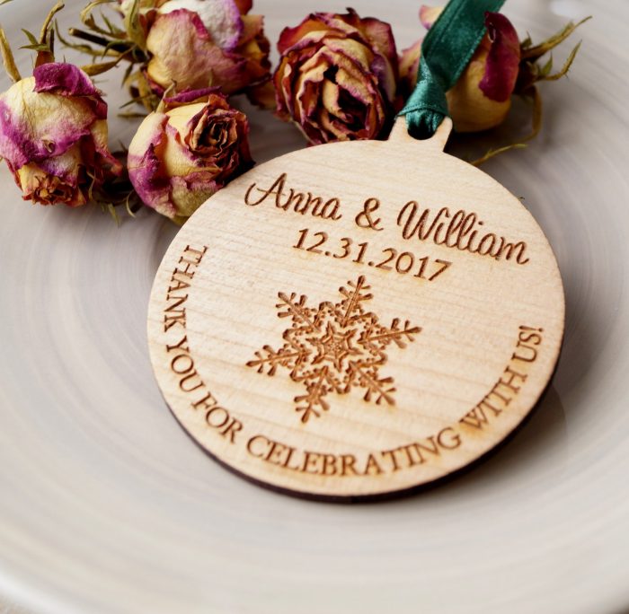 christmas wedding favors