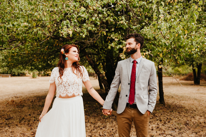 This Wildflower Wedding in Olympia, Washington Honored the ...