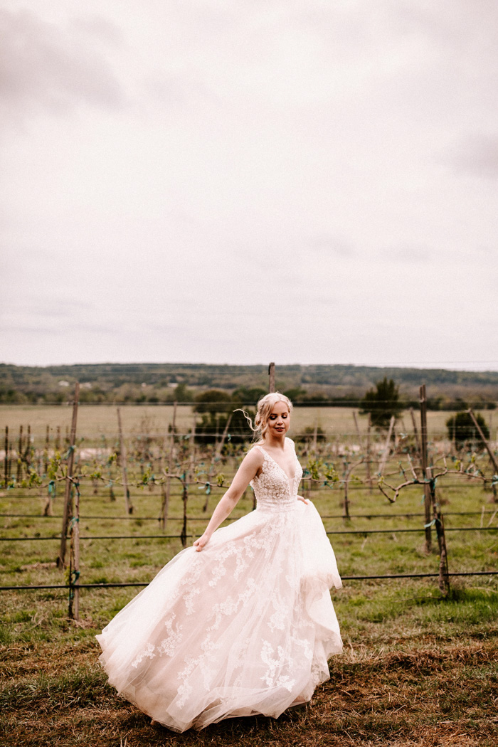 Vintage Bluff Dale Vineyards Wedding with a Hint of Edge | Junebug Weddings