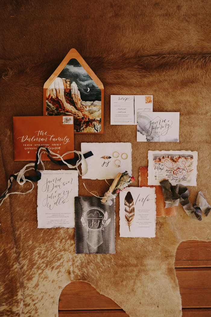 This Desert Glam Wedding at Under Canvas Brought the Boho Flair to