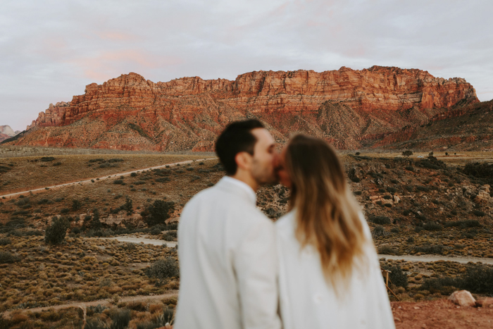 Boho Festival Wedding at Under Canvas Zion – Lauren Mihae Photo