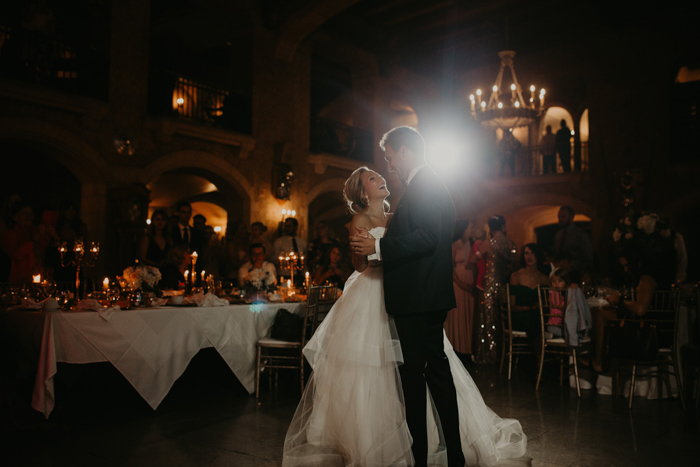 This Fairmont Banff Springs Wedding Is Equal Parts Elegant And Epic Views Junebug Weddings