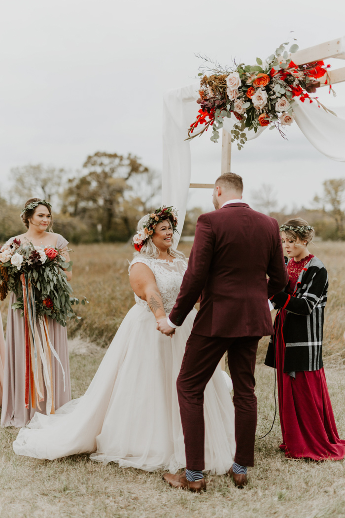 This Gorgeous Winnipeg  Wedding  Took a Minimalist Approach 