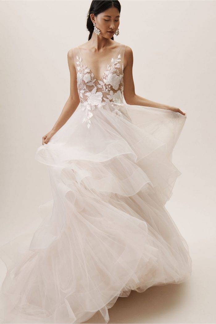 Elopement Dresses for Any Wedding Destination | Junebug Weddings