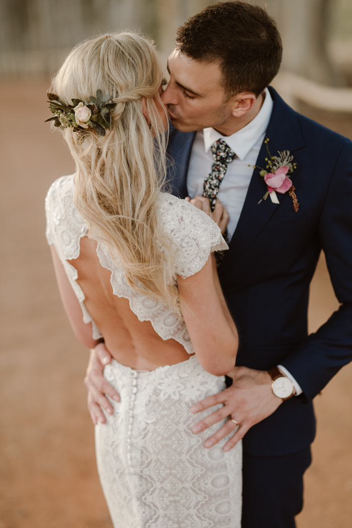 58 Romantic Wedding Photos That Will Melt Your Heart | Junebug Weddings