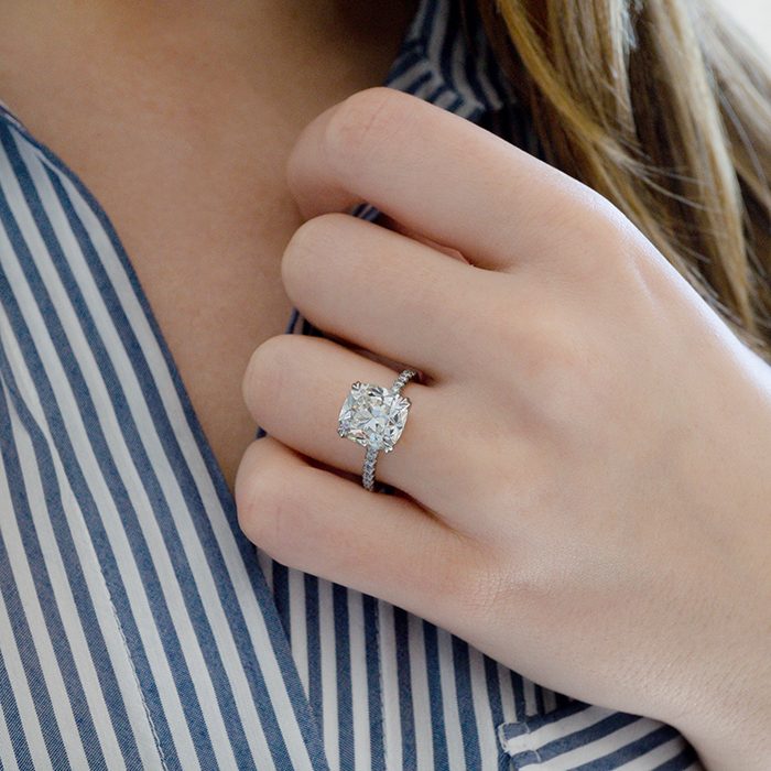 Meet the Robot That Matches You with the Best Diamond for Your Budget ...