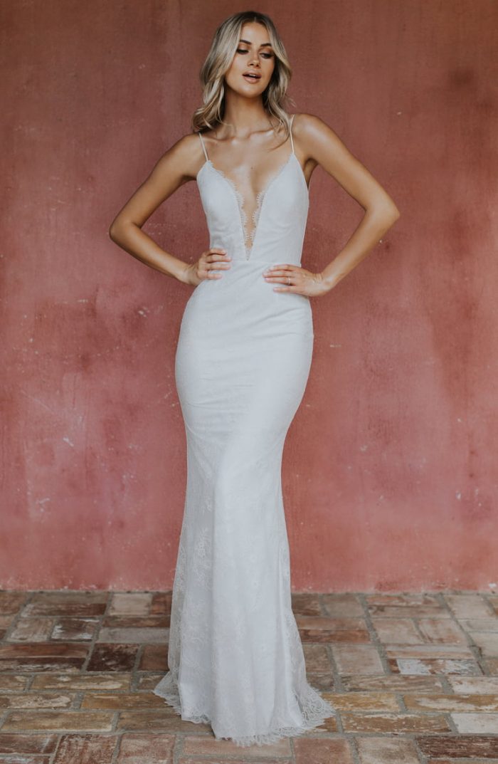 wedding dress for beach elopement