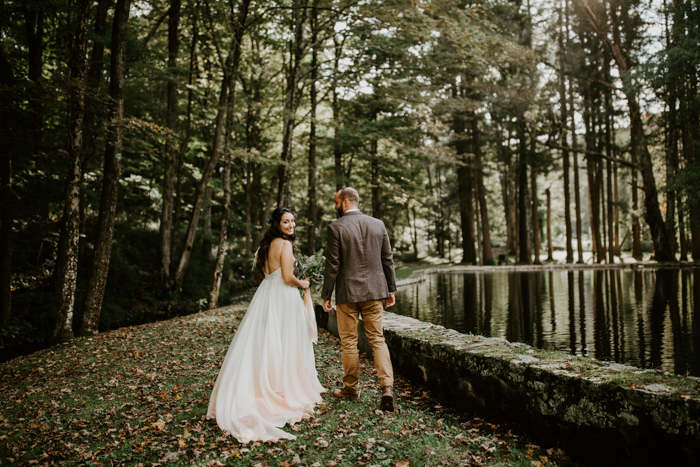 This Glamping Inspired Appalachian Trail Wedding Takes Natural Details ...