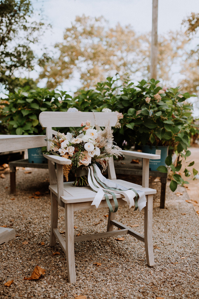 Wildflower Guest Book - Terrain