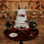 8 Enchanting Wedding Cake Trends for 2019