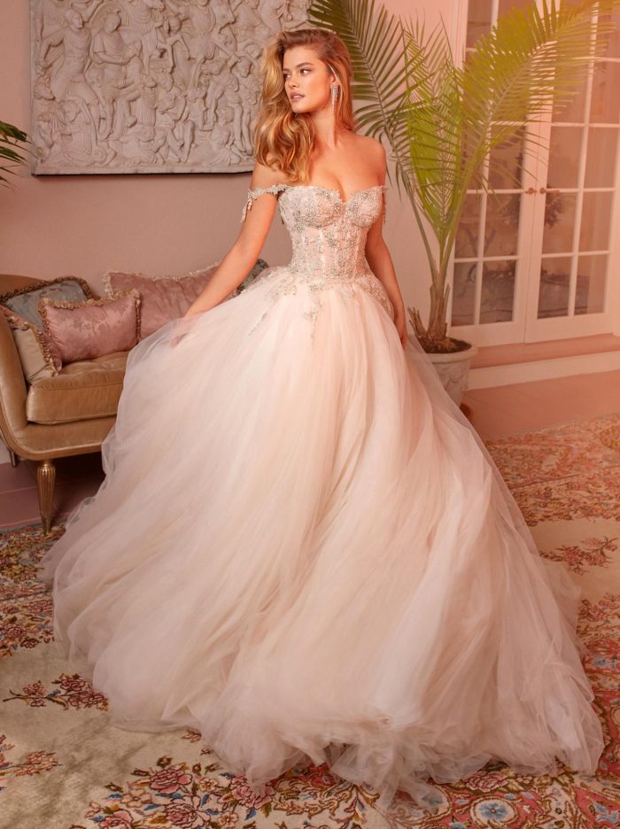 Best wedding outlet dress designers 2019