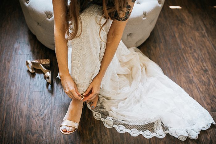 How to Break In Heels • Mil Besos Wedding Planning Tips
