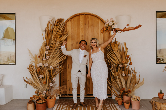 10 Tips for Planning an Unforgettable Airbnb Wedding *