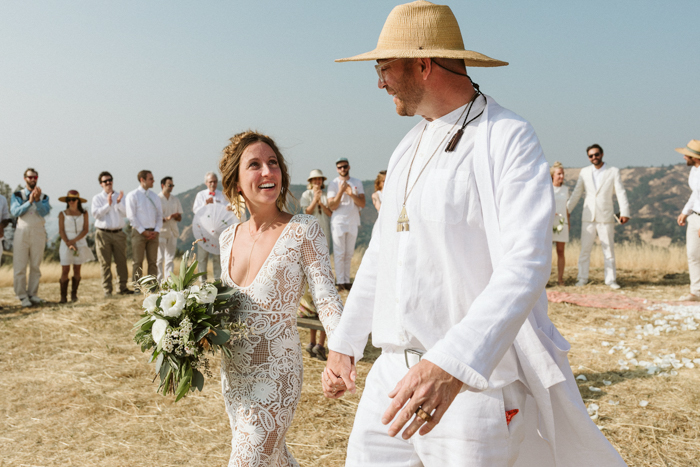 Casual Wedding Fashion Never Looked Cooler Than This California Ranch  Wedding | Junebug Weddings