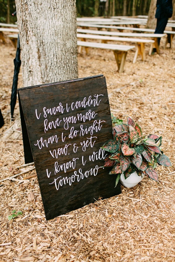 Rustic Boho Tennessee Wedding at K & M Barn at Lewis Farm | Junebug ...