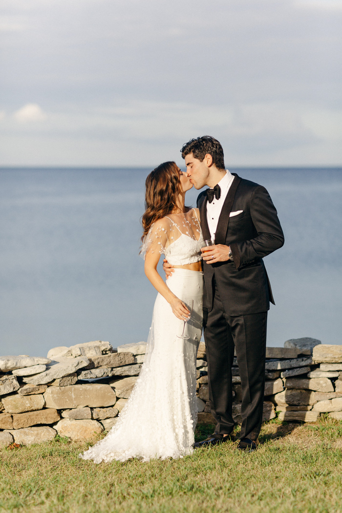 This Waterfront Prince Edward County Wedding is the Definition of ...