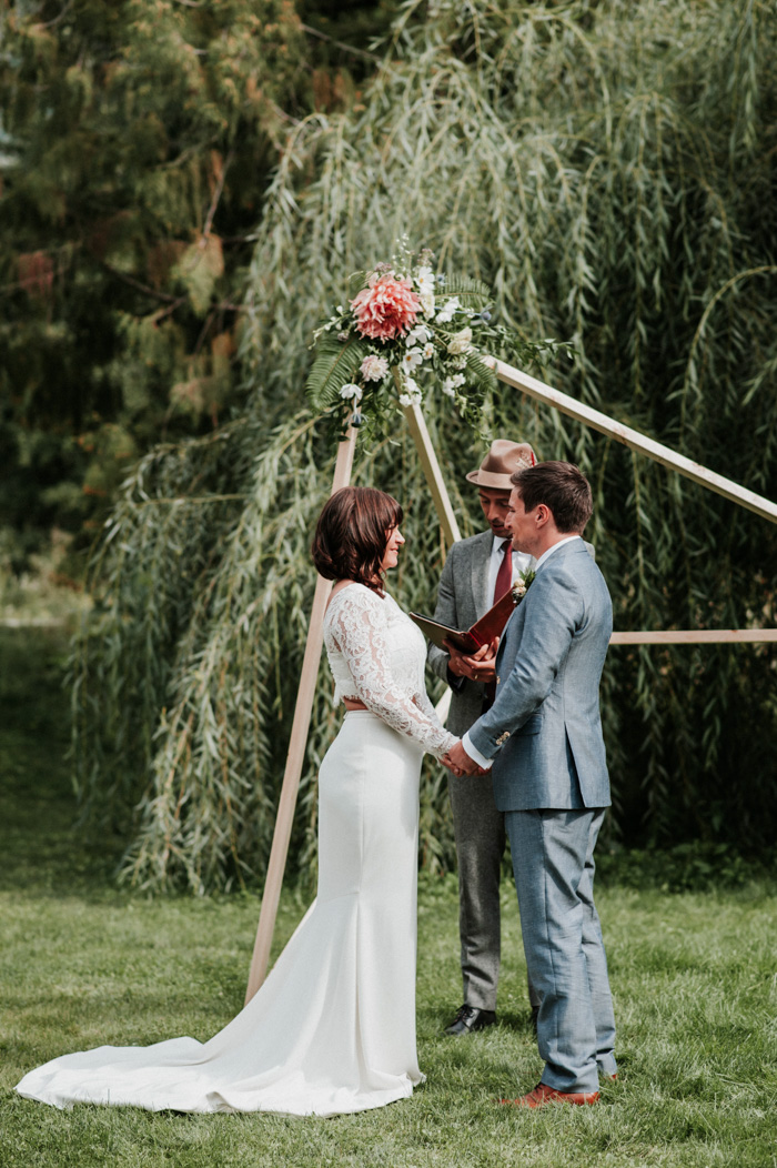 Mid-Century Rustic British Columbia Wedding at The Barking Frog Lodge ...