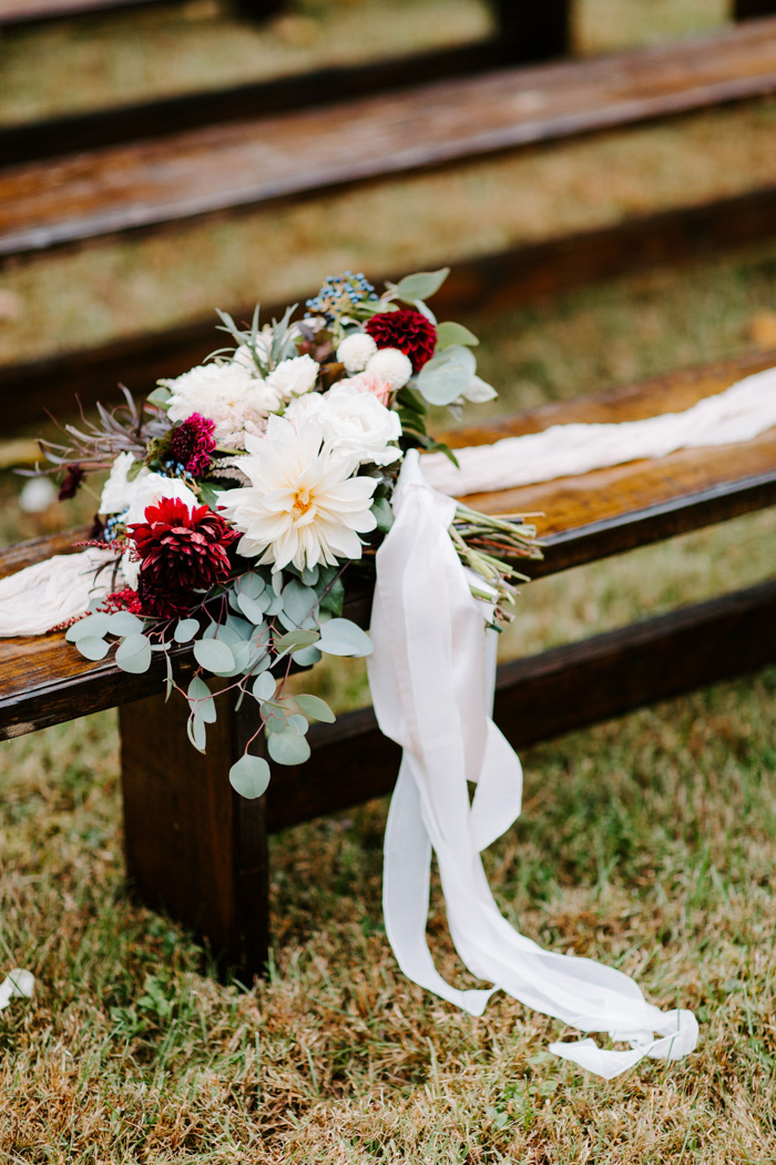 This Fall Nashville Wedding At Home Shows Off Our New Favorite Autumn Wedding Colors Burgundy 