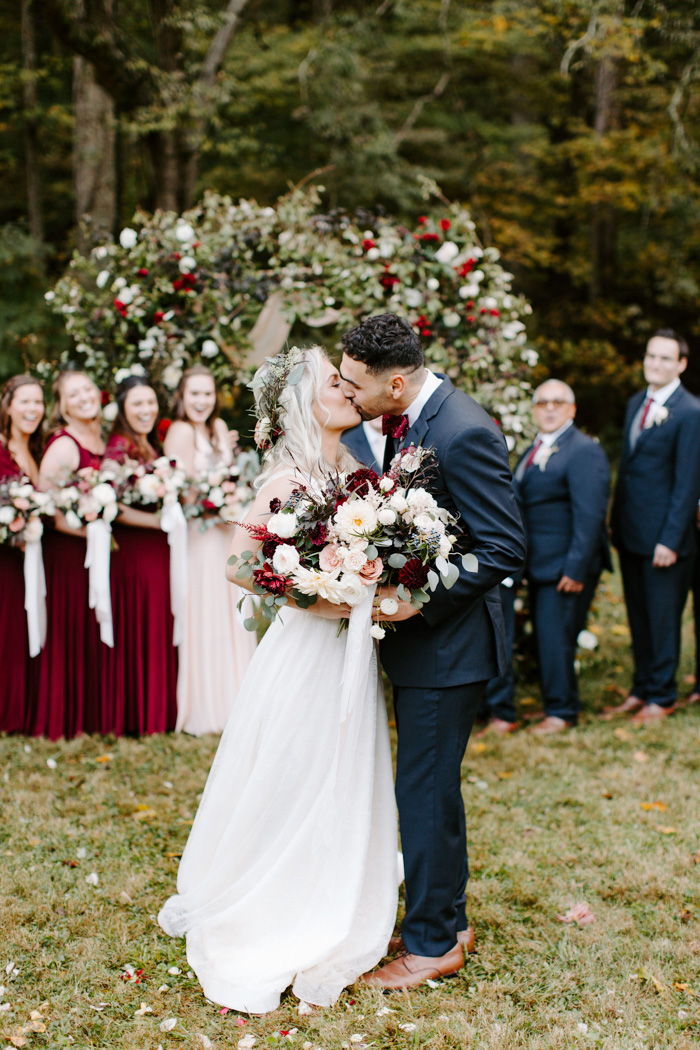 This Fall Nashville Wedding At Home Shows Off Our New Favorite