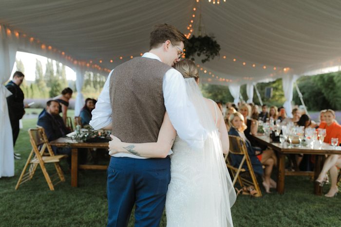 This Couple Spiced Up Their Intimate Farm Wedding at Woodinville ...