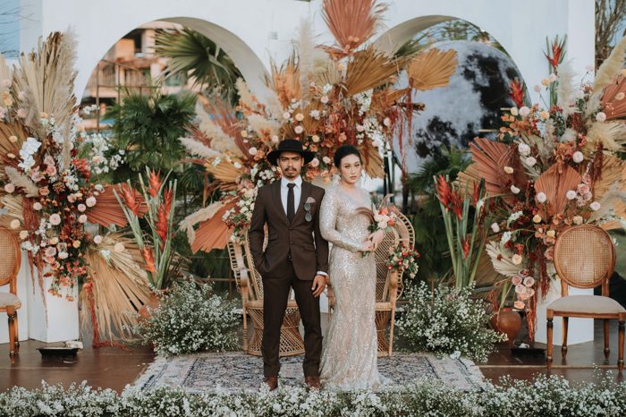 Boho shop fall wedding