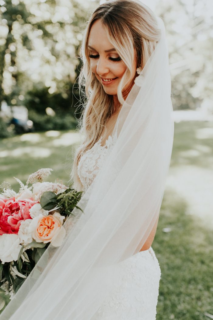 Blush and Rose Northern Minnesota Wedding at Grand View Lodge | Junebug ...