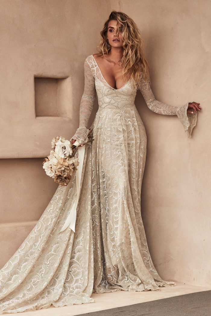 womens long sleeve wedding dress