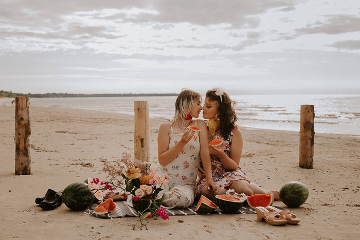 8 Creative Ways To Incorporate Your Engagement Photos On Your Wedding