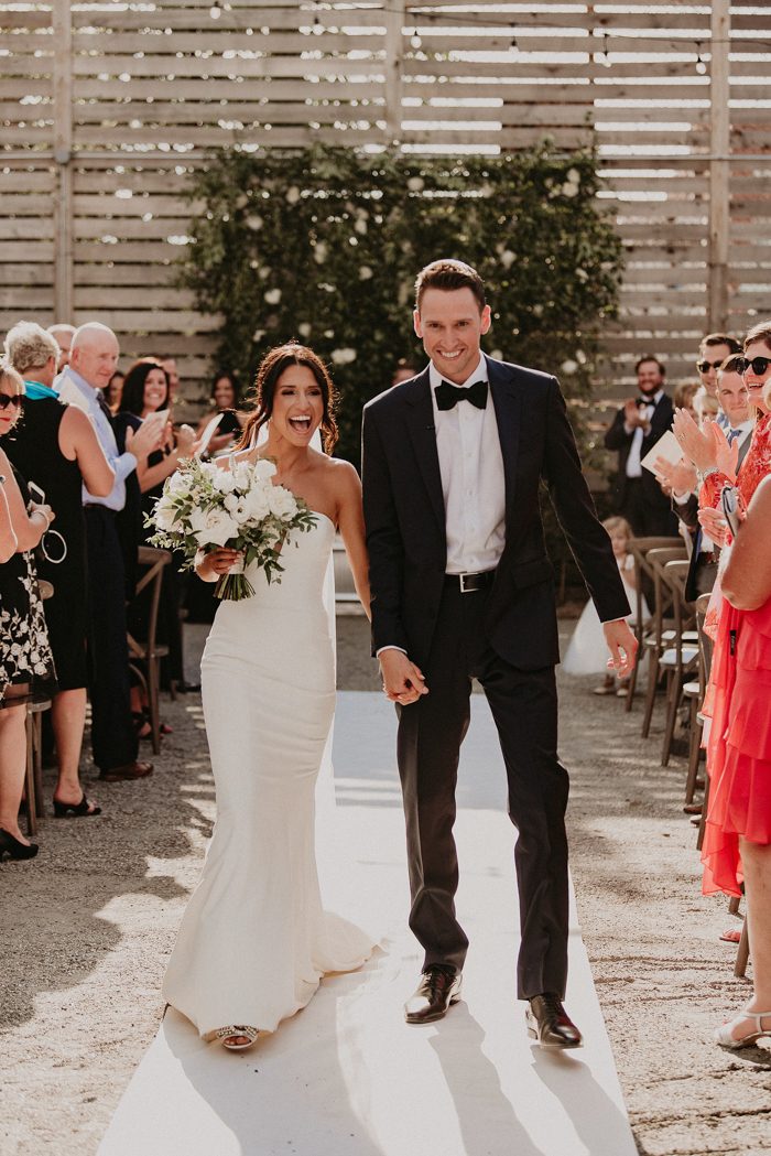 This Modern Classic Kansas City Wedding at Cherry Hall Popped Off with ...