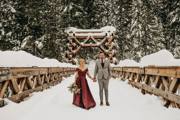 Stunning and Cozy Winter Wedding Decorations
