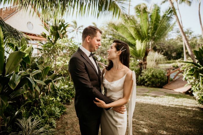 Elegant Hawaiian Wedding At Four Seasons Resort Oahu Junebug