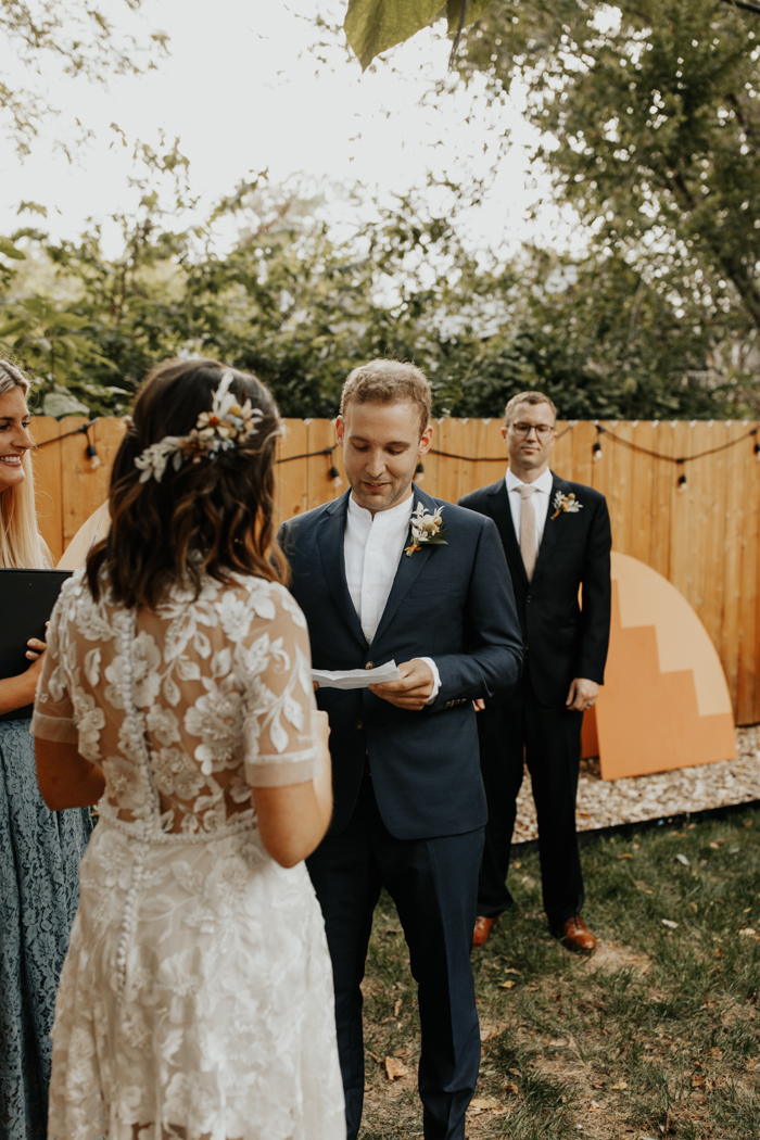 Design-Forward DIY Kansas City Wedding at El Torreon | Junebug Weddings