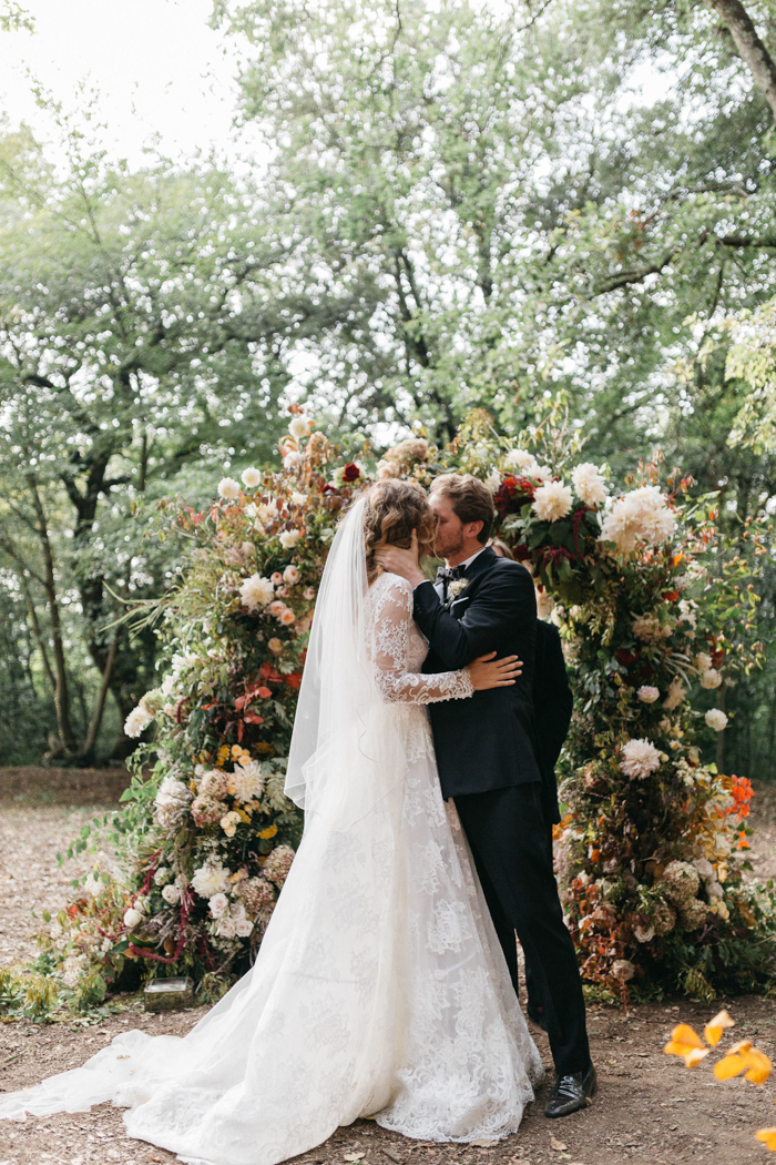 Intimate and Natural Italian Wedding at Borgo Pignano | Junebug Weddings