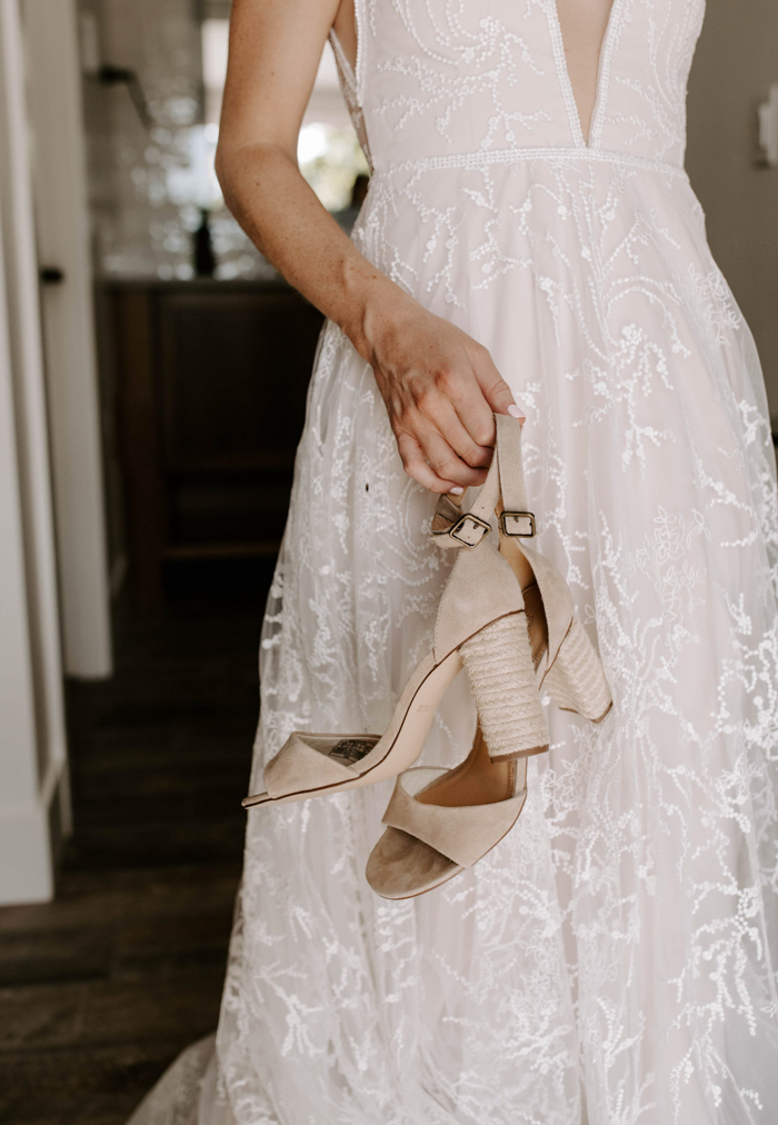 Romantic Blush and Ivory Wedding at Home in Boise, Idaho | Junebug Weddings