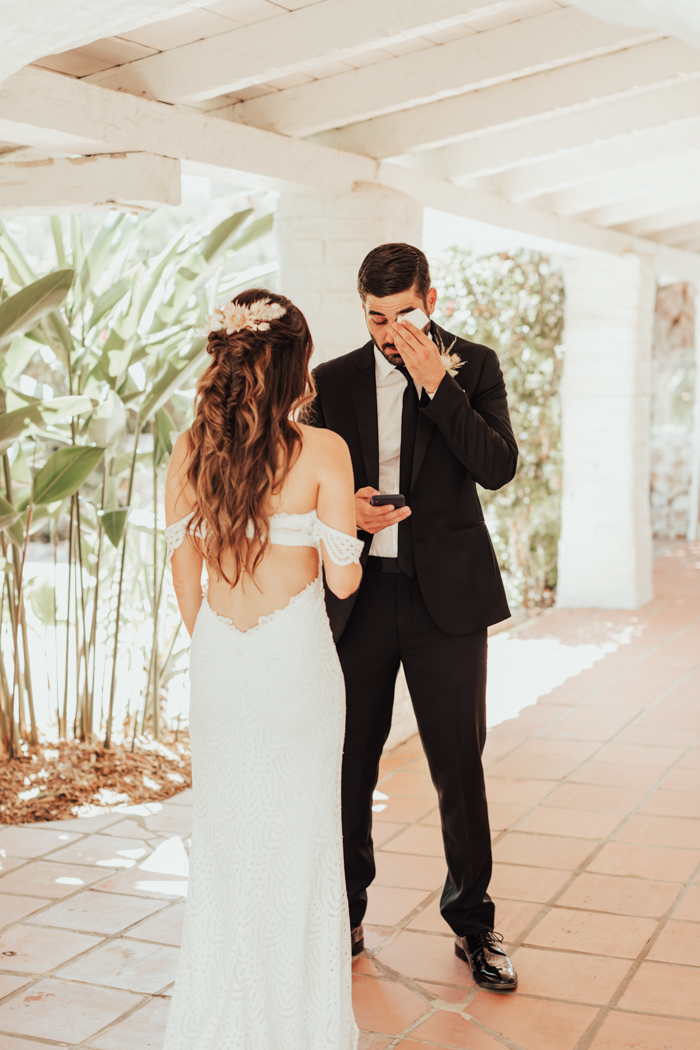 Blush and Wood Wedding at Leo Carrillo Ranch LaptrinhX / News