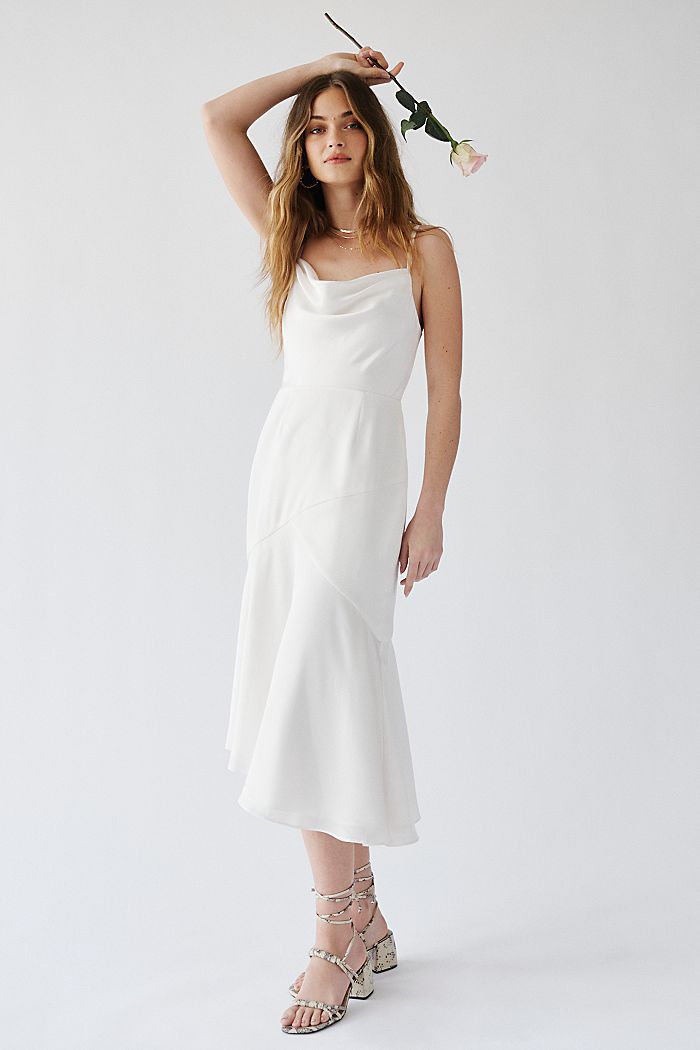casual white dress for courthouse wedding